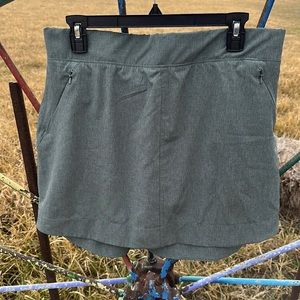 Freely hiking skirt